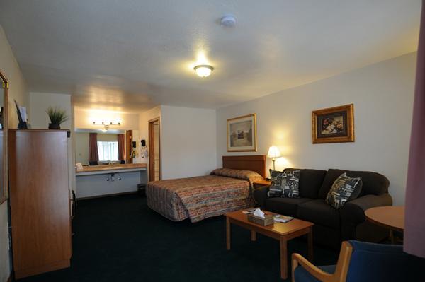 Legacy Inn Price Εξωτερικό φωτογραφία
